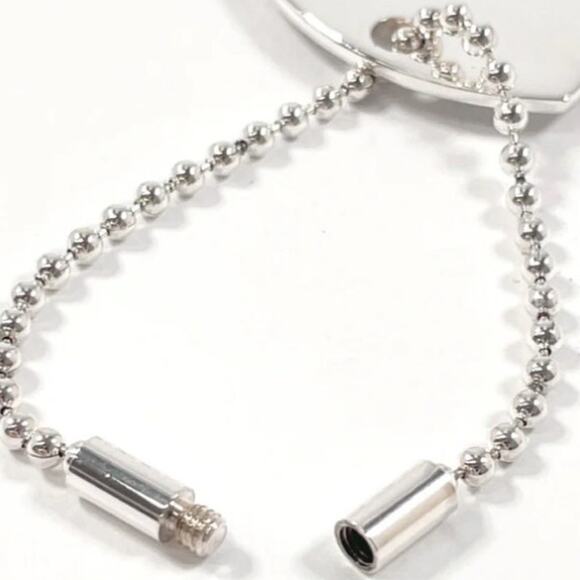 25. Gucci Ball Chain Keychain - Picture 1 of 6